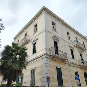 Palazzo Castellano Bed & Breakfast Lecce
